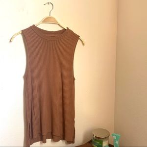 American Eagle short sleeve turtle neck